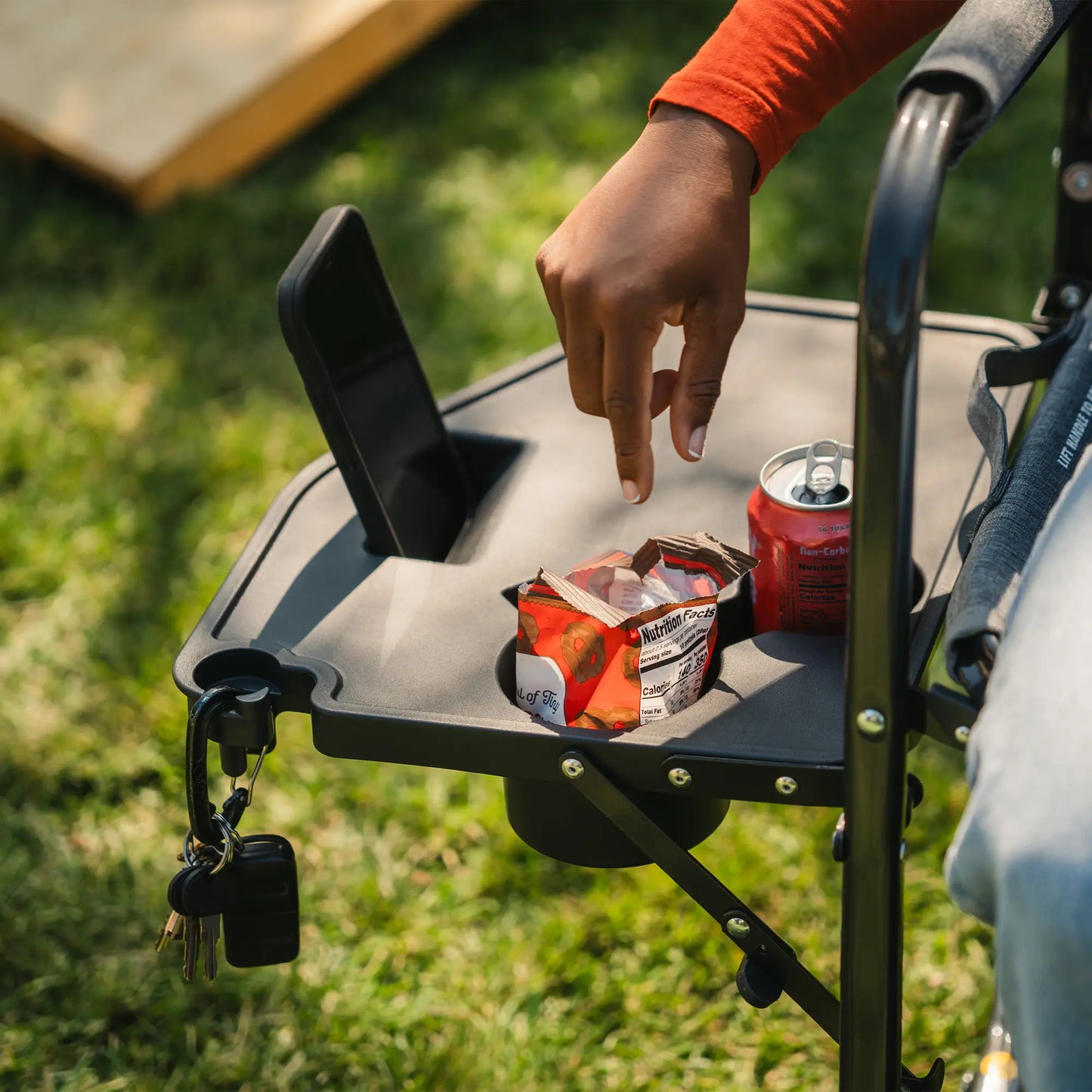 Freestyle Rocker™ with Side Table - Easy Set